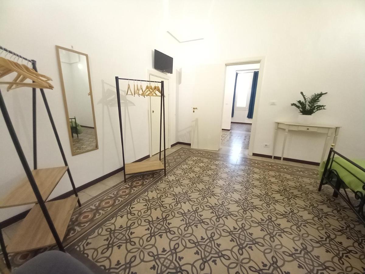 Liberty Apartment Галатоне Екстериор снимка