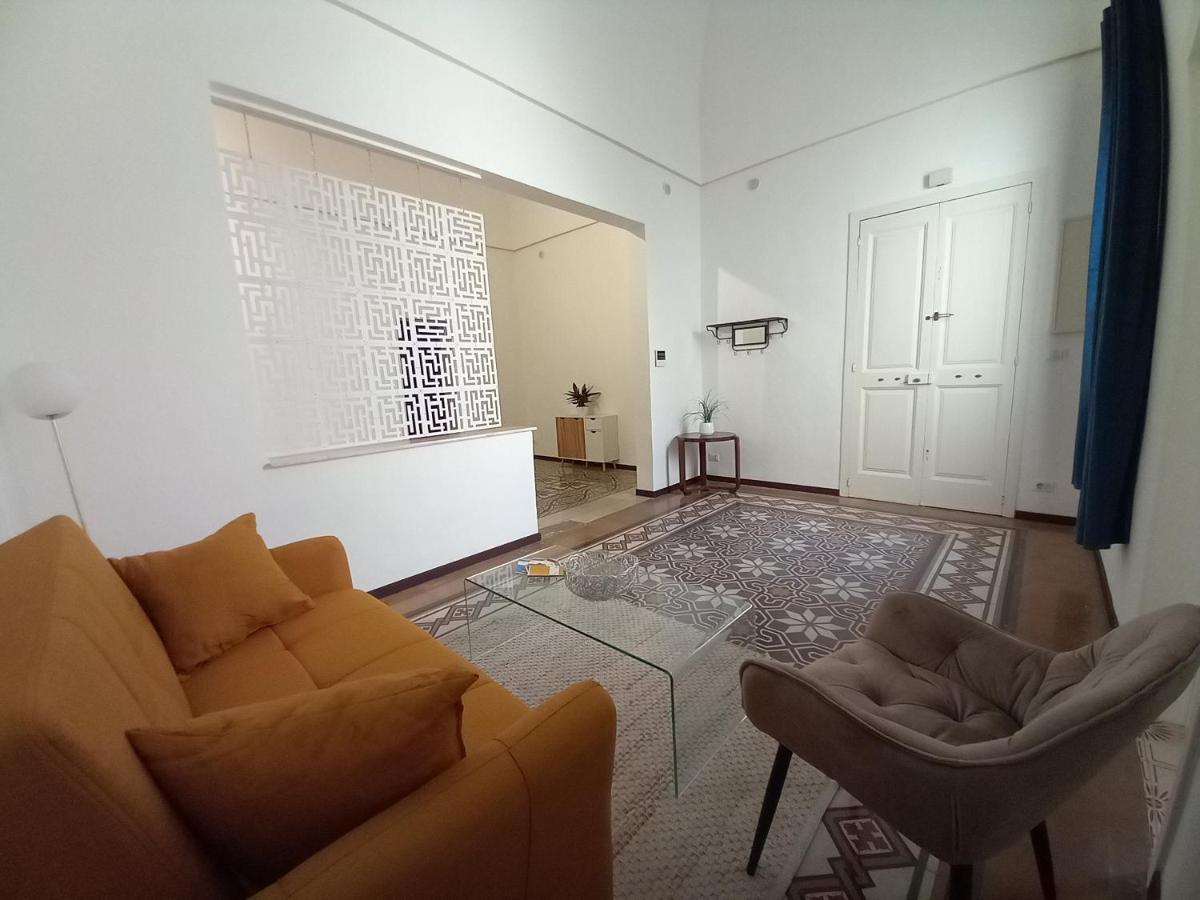Liberty Apartment Галатоне Екстериор снимка